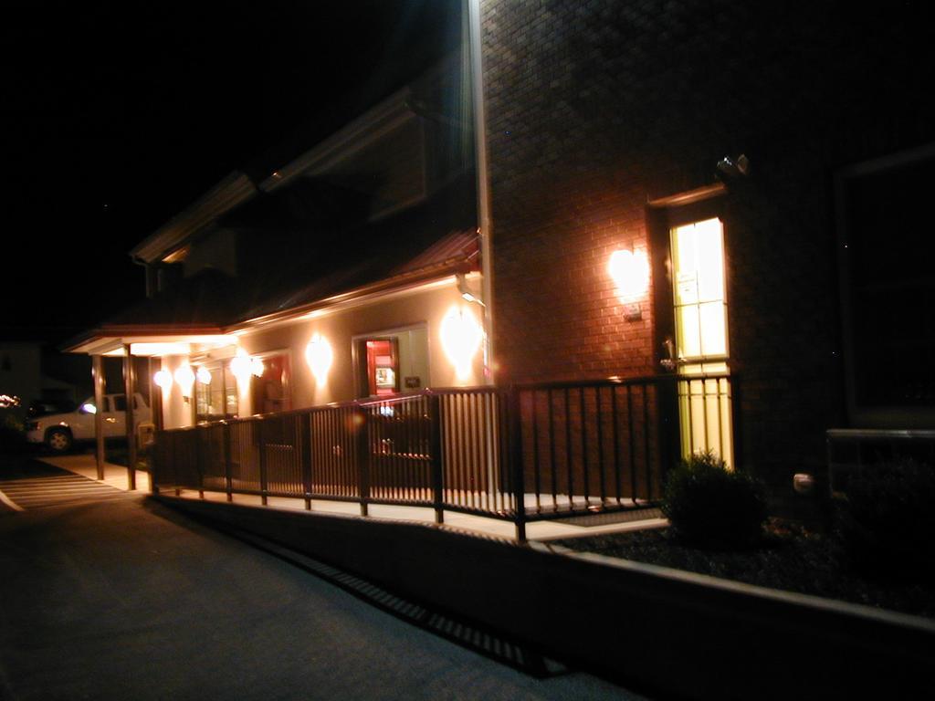 Hotel Dushore المظهر الخارجي الصورة